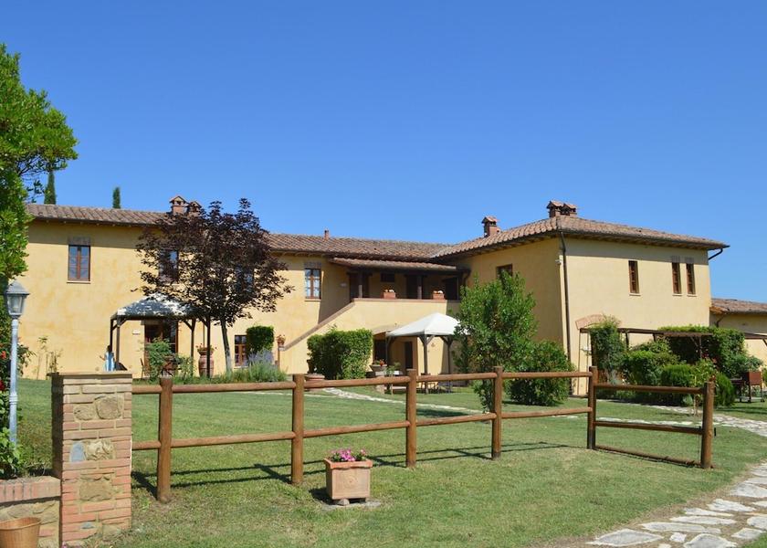 Tuscany Asciano Exterior Detail