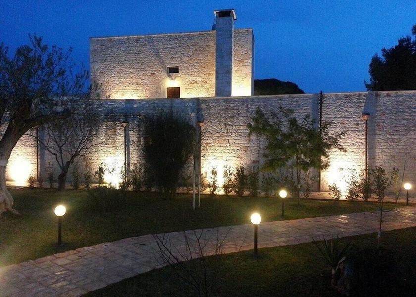 Puglia Conversano Exterior Detail