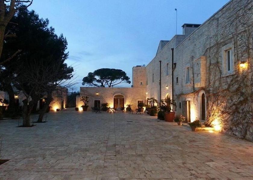 Puglia Conversano Property Grounds