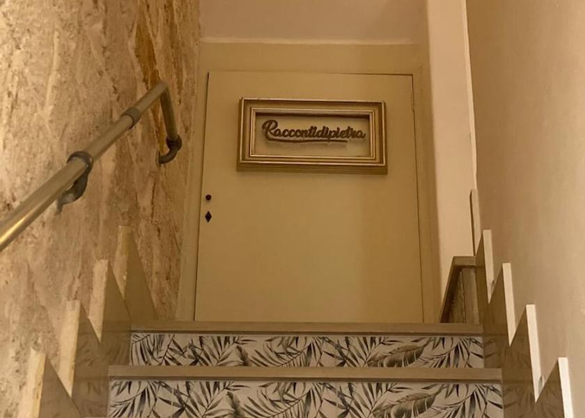 Puglia Conversano Entrance