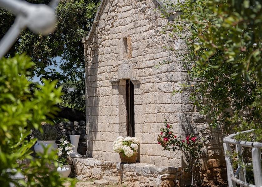 Puglia Conversano Exterior Detail