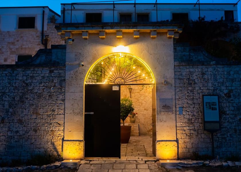 Puglia Conversano Facade