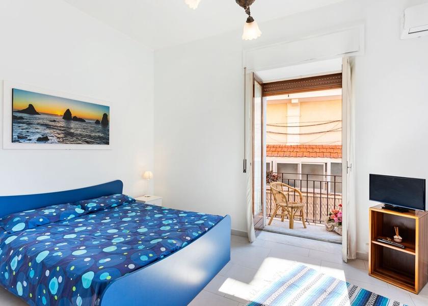 Sicily Aci Castello Room