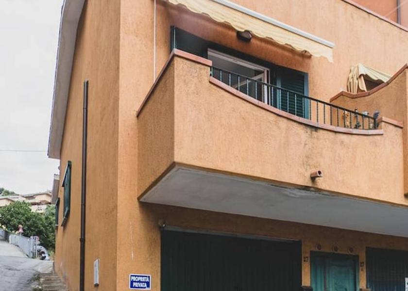 Tuscany Monte Argentario Facade