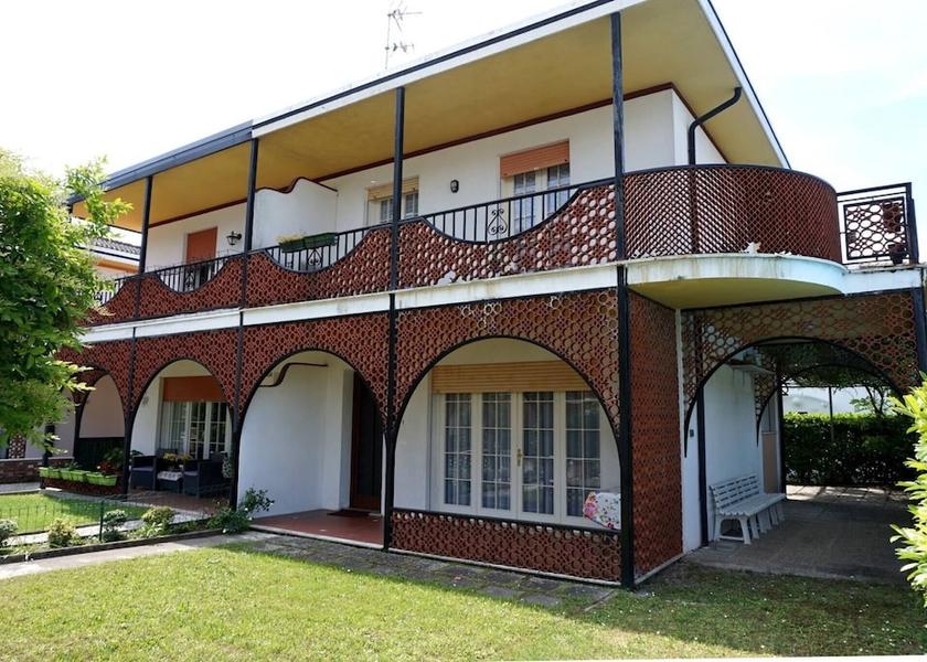 Veneto Caorle Facade