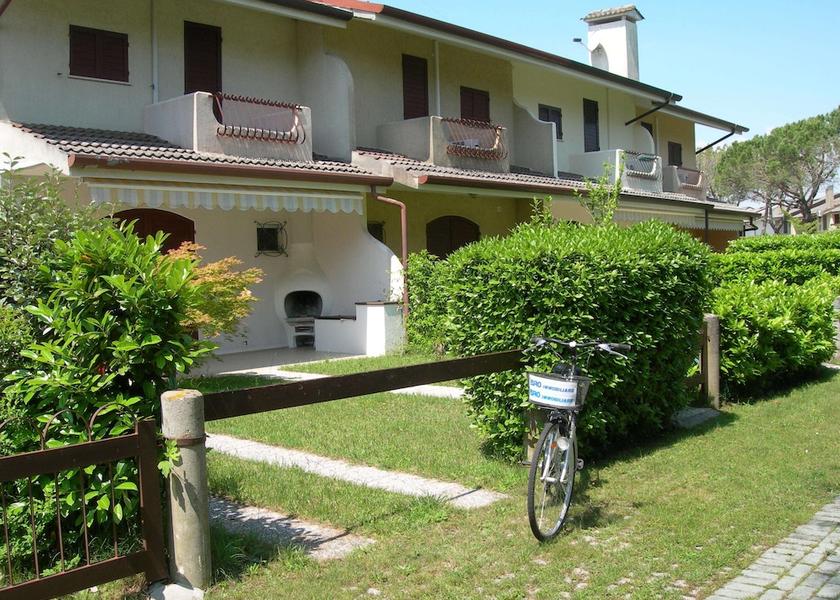 Veneto Caorle Exterior Detail