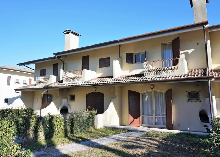 Veneto Caorle Exterior Detail