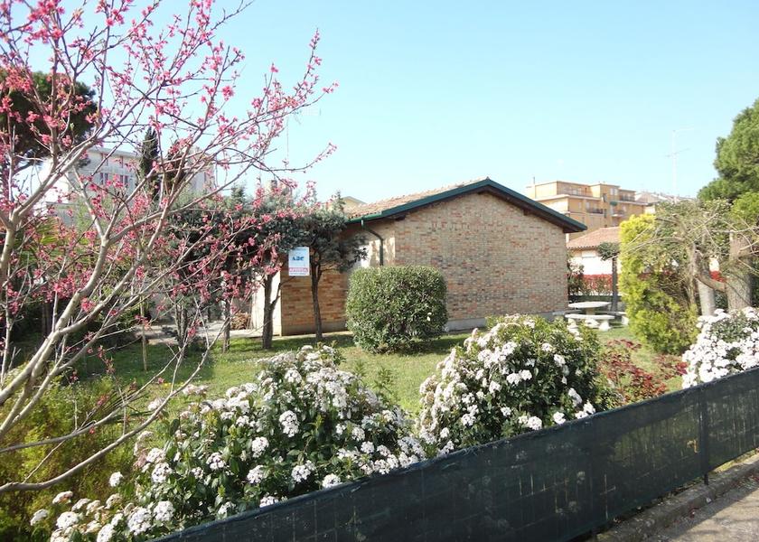 Veneto Caorle Primary image