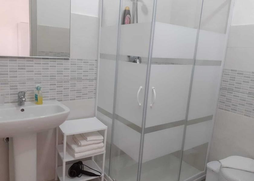 Sicily Portopalo di Capo Passero Bathroom