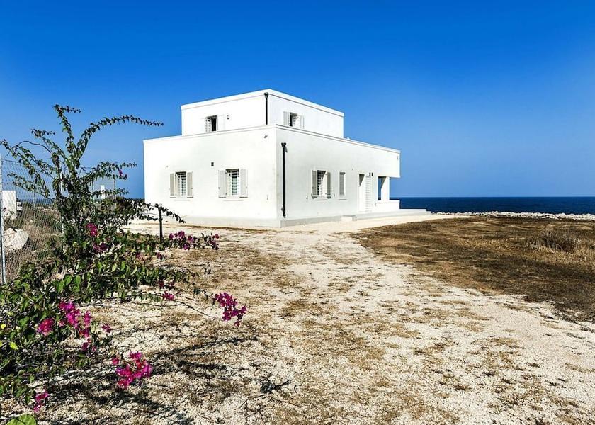 Sicily Portopalo di Capo Passero Exterior Detail