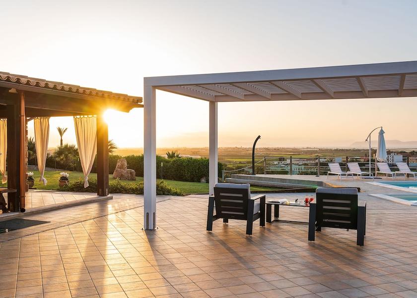 Sicily Paceco Terrace