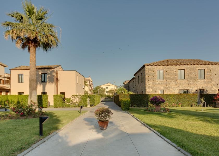 Calabria Montepaone Lido Exterior Detail