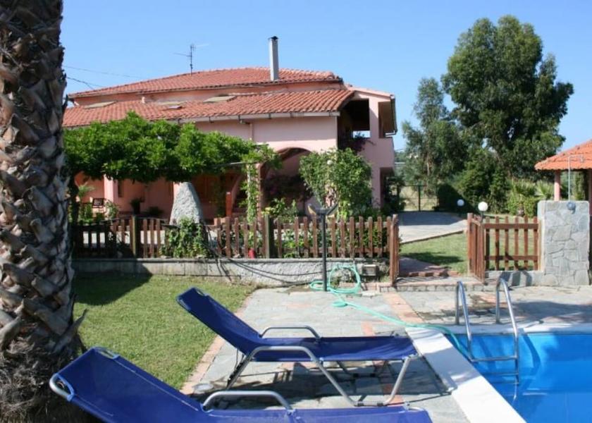 Campania Casal Velino Exterior Detail