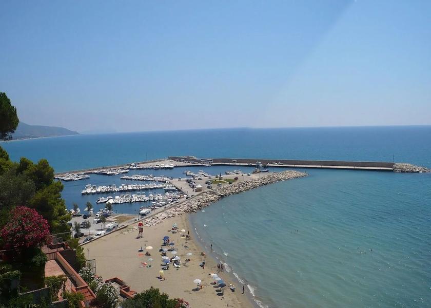 Campania Casal Velino Beach