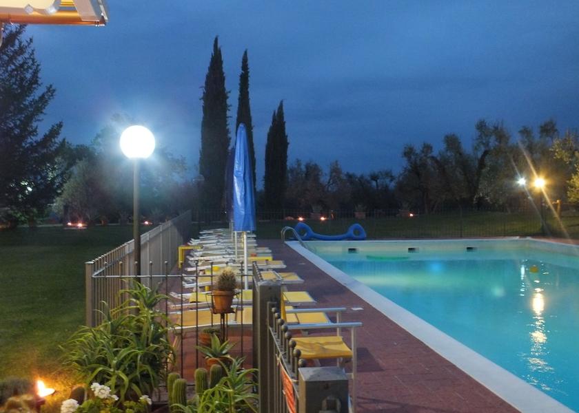 Tuscany Ponsacco Exterior Detail