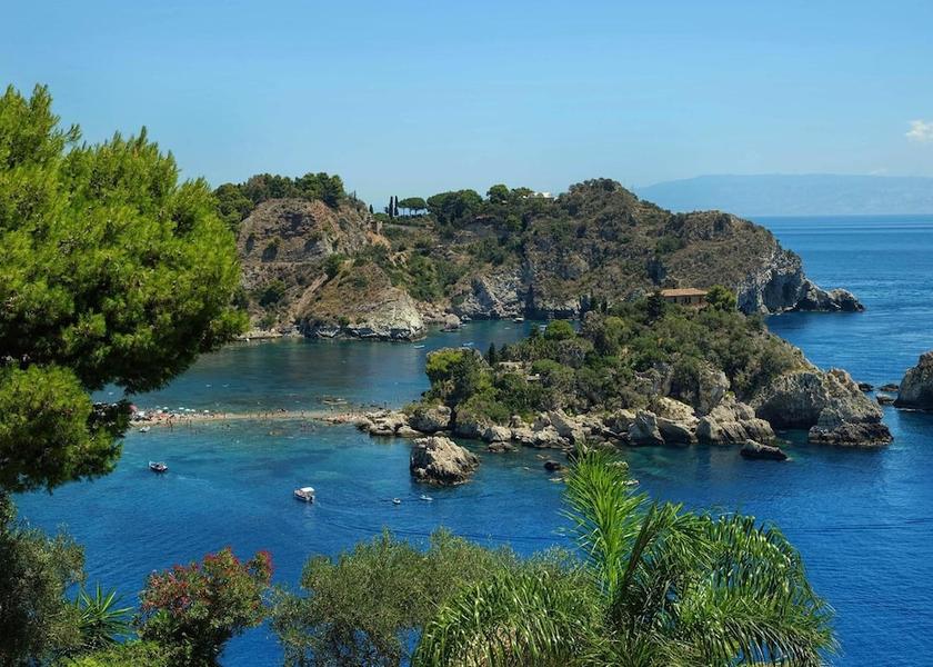 Sicily Castelmola Lake
