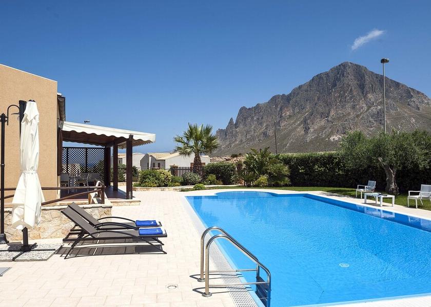 Sicily Custonaci Exterior Detail