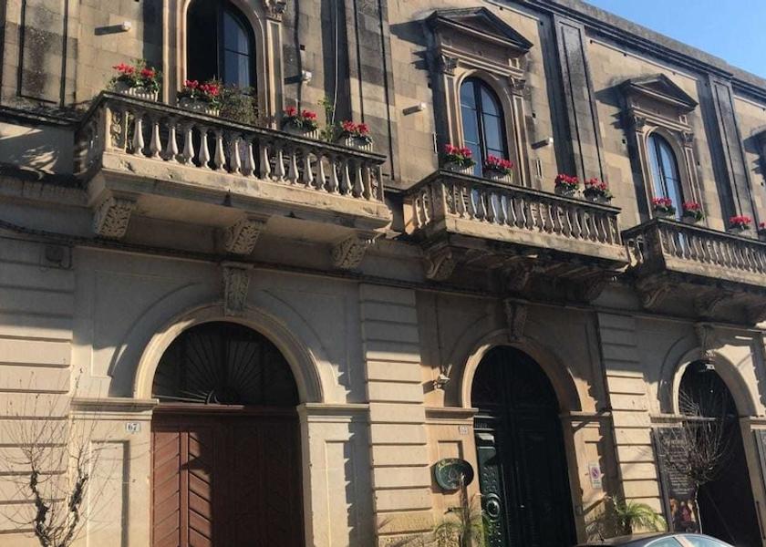 Puglia Galatina Facade