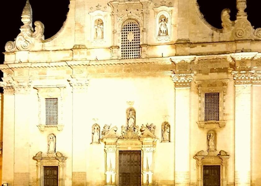 Puglia Galatina Exterior Detail