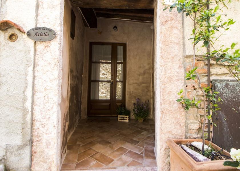 Tuscany Sassetta Entrance