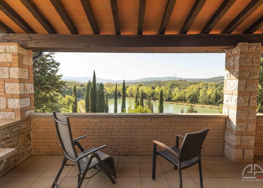 Tuscany Sassetta Porch