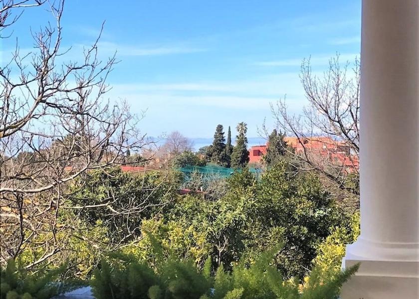 Campania Meta Terrace