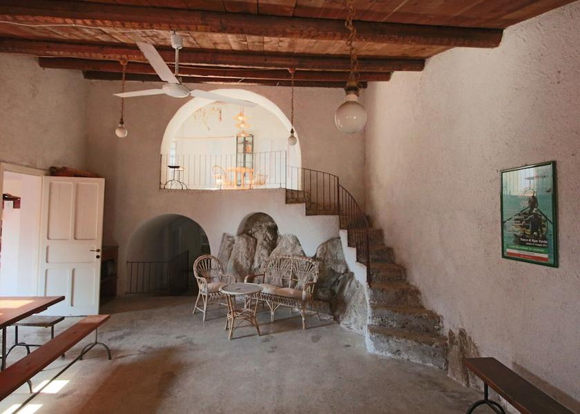 Calabria Ricadi Interior Entrance