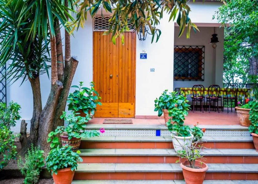 Calabria Ricadi Reception