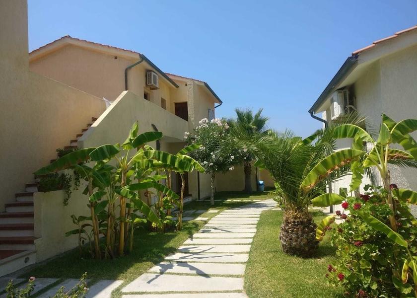 Calabria Ricadi Terrace