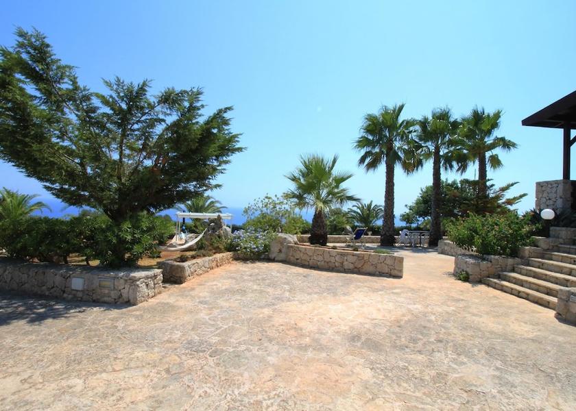 Puglia Gagliano del Capo Property Grounds