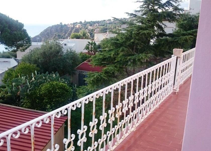 Sicily Milazzo Exterior Detail