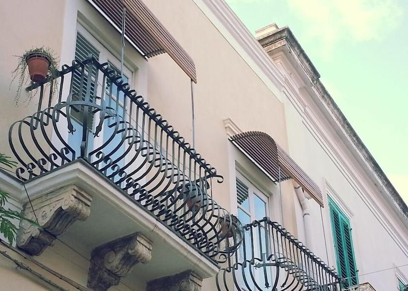 Sicily Milazzo Exterior Detail