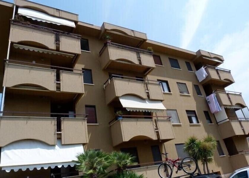 Liguria Santo Stefano Al Mare Exterior Detail