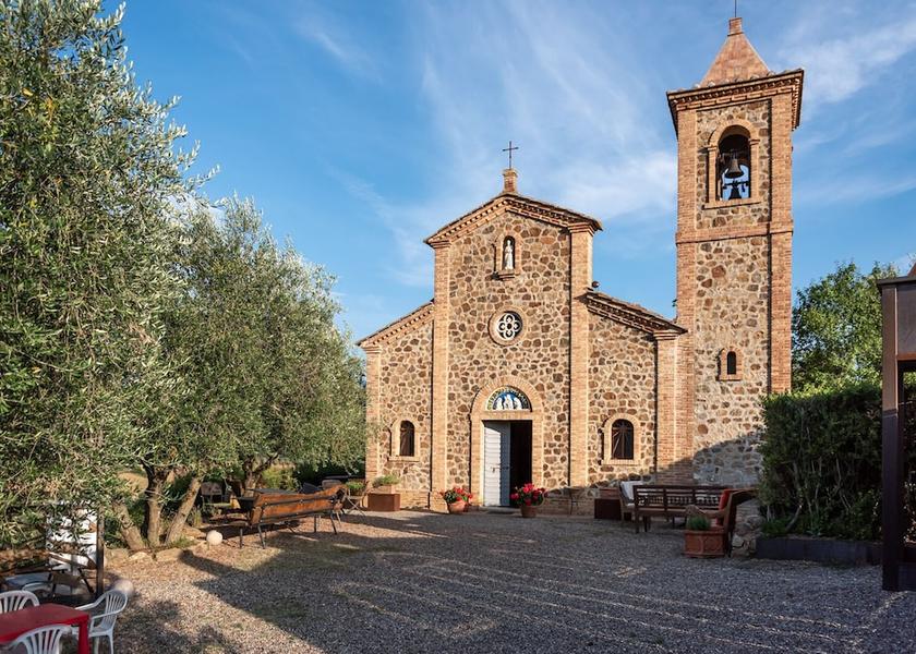 Tuscany Civitella Paganico Facade