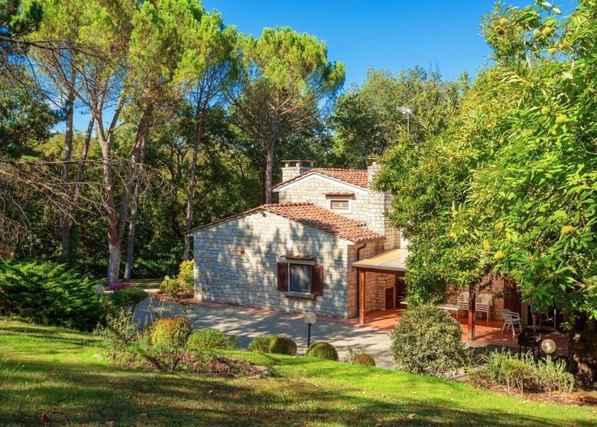 Tuscany Borgo San Lorenzo Exterior Detail