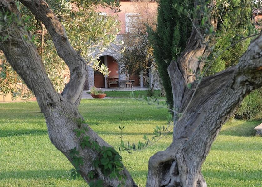 Tuscany Manciano Exterior Detail