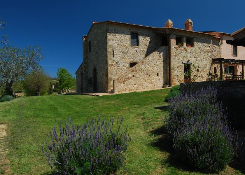 Tuscany Manciano Exterior Detail