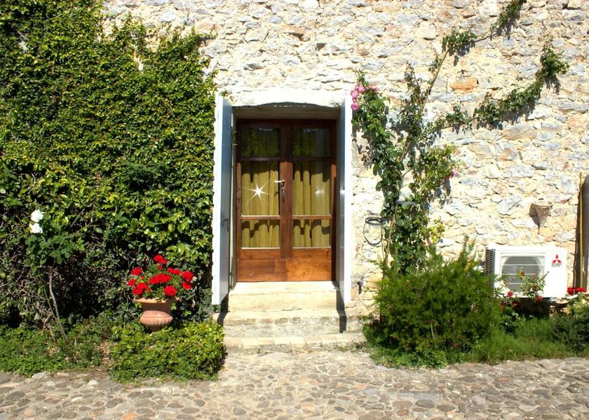 Tuscany Manciano Exterior Detail