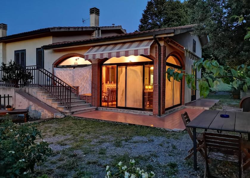 Tuscany Manciano Exterior Detail