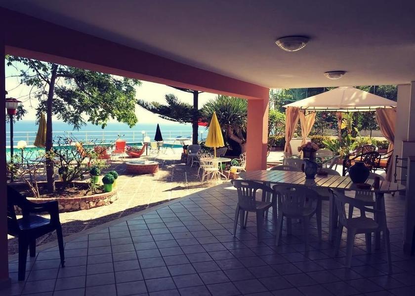 Sicily Licata Lobby