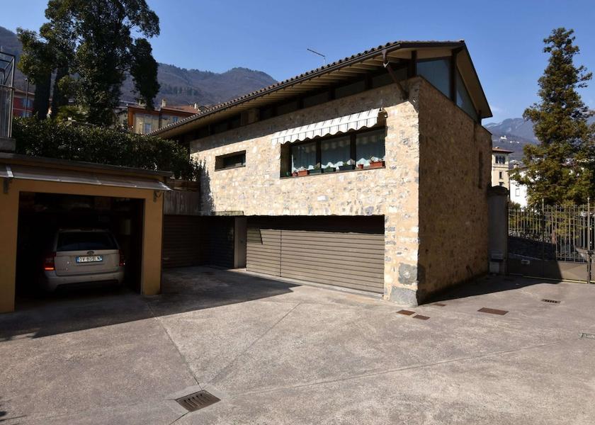 Lombardy Lovere Exterior Detail
