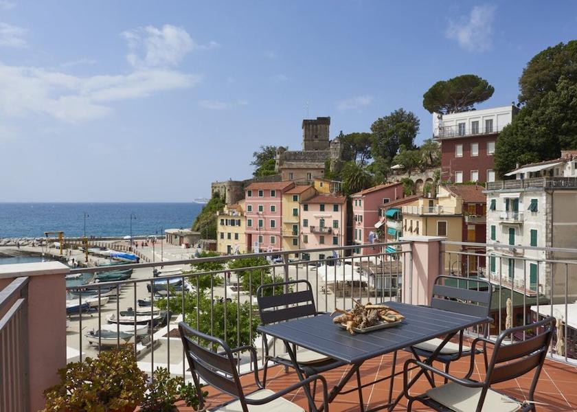 Liguria Lerici Terrace