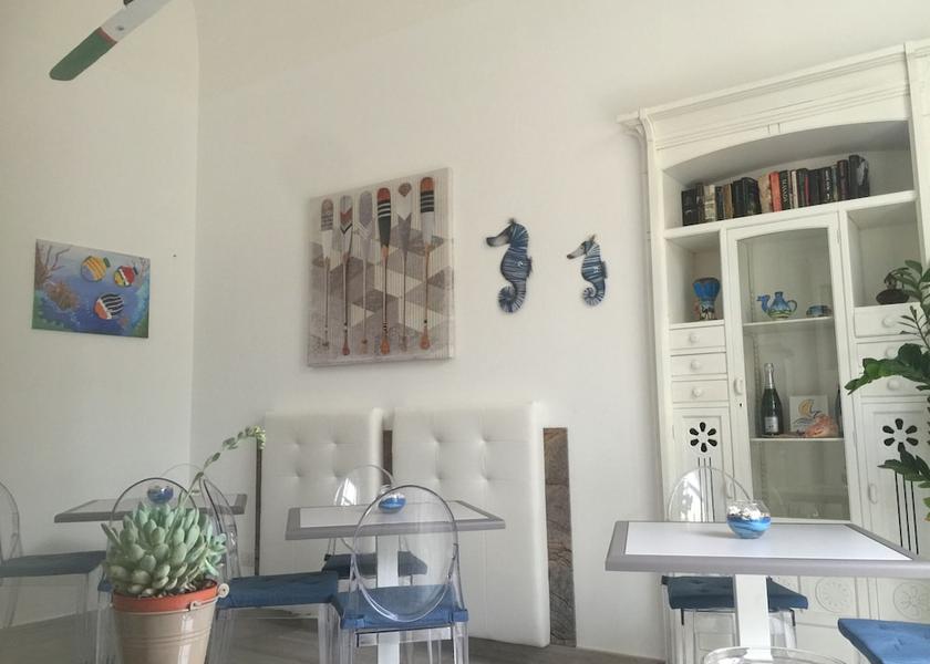 Puglia Giovinazzo Interior Entrance