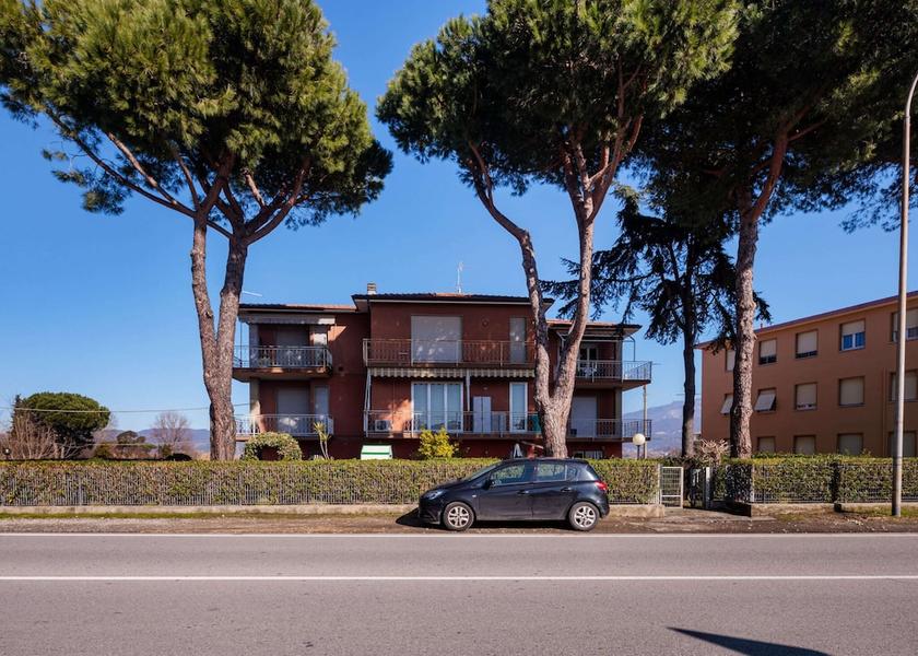 Liguria Ameglia Exterior Detail