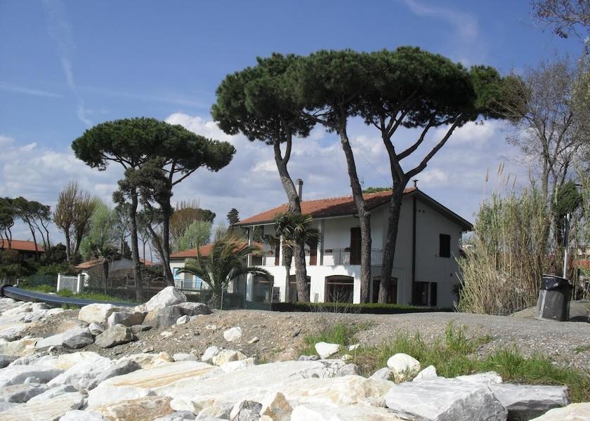 Liguria Ameglia Exterior Detail