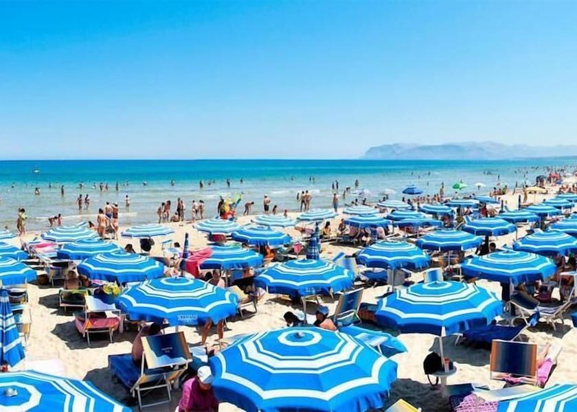 Sicily Castellammare Del Golfo Beach