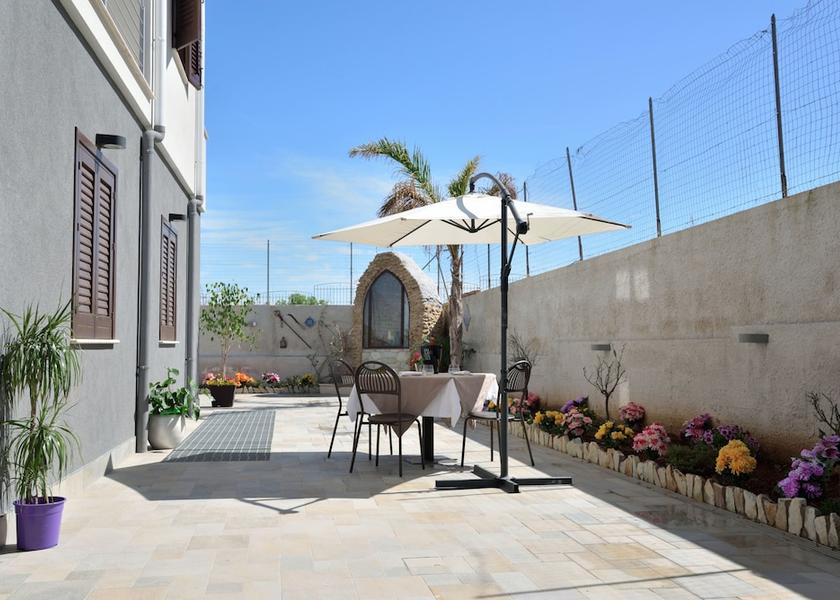 Sicily Castellammare Del Golfo Exterior Detail
