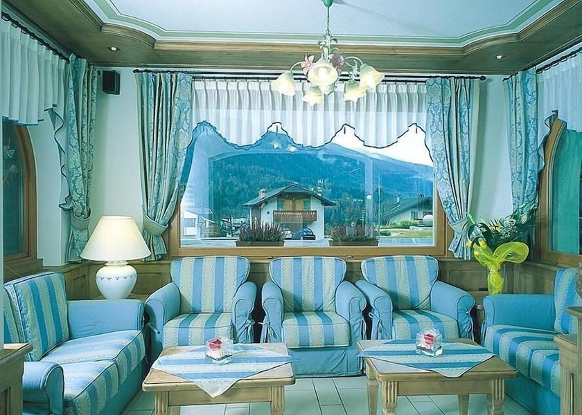 Trentino-Alto Adige Mezzana Lobby