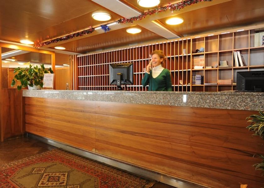 Trentino-Alto Adige Mezzana Reception