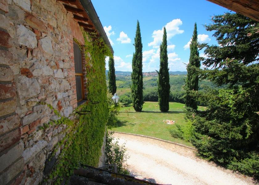 Umbria San Venanzo Exterior Detail